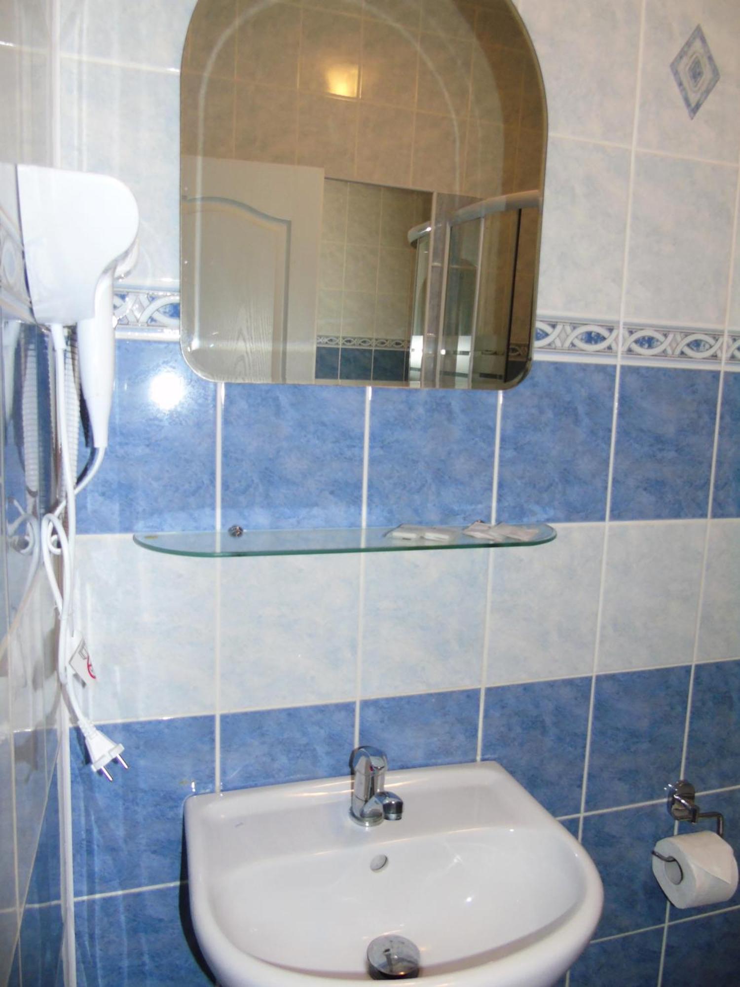 Toris Inn ترينتيس المظهر الخارجي الصورة