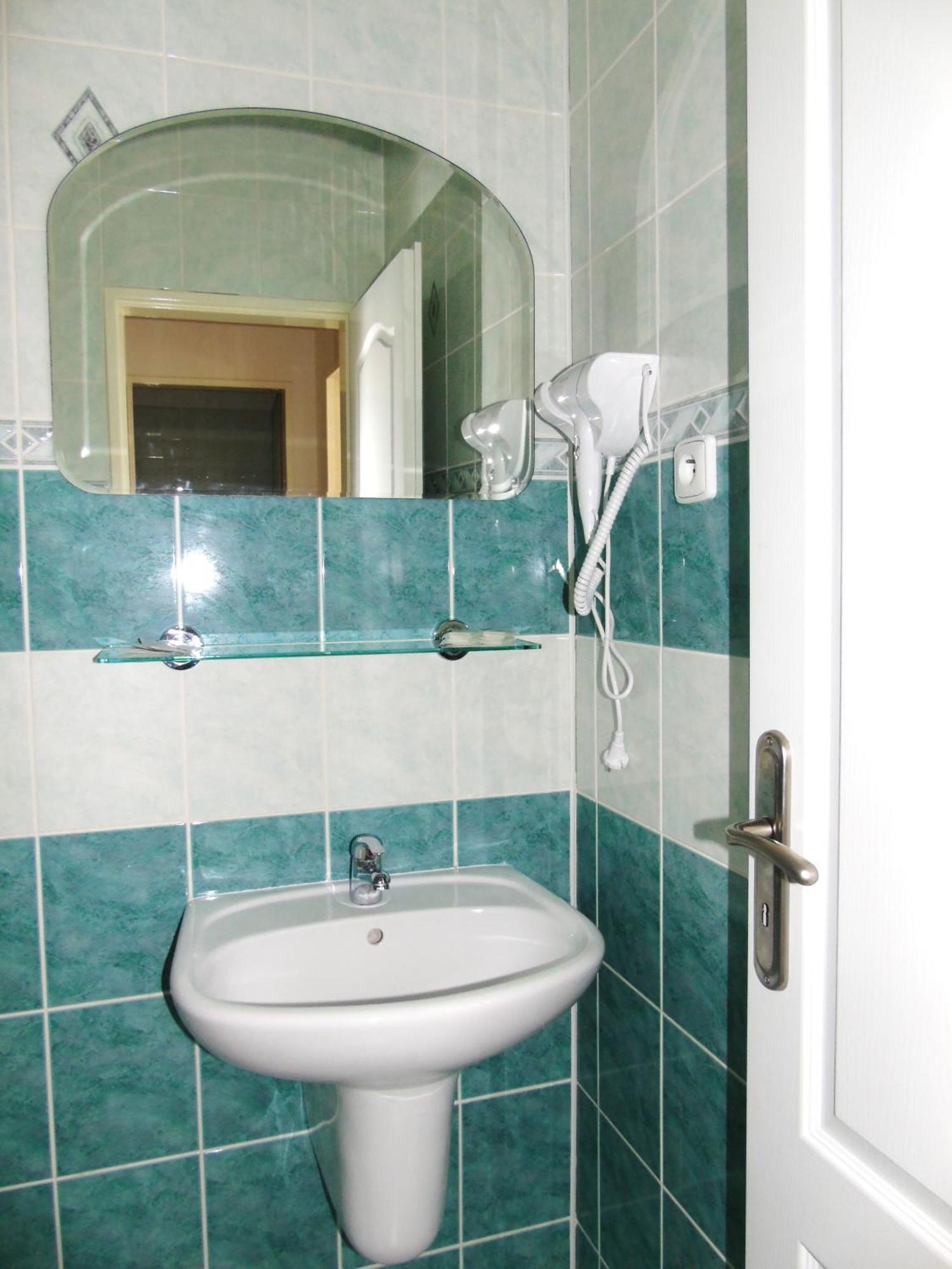 Toris Inn ترينتيس المظهر الخارجي الصورة